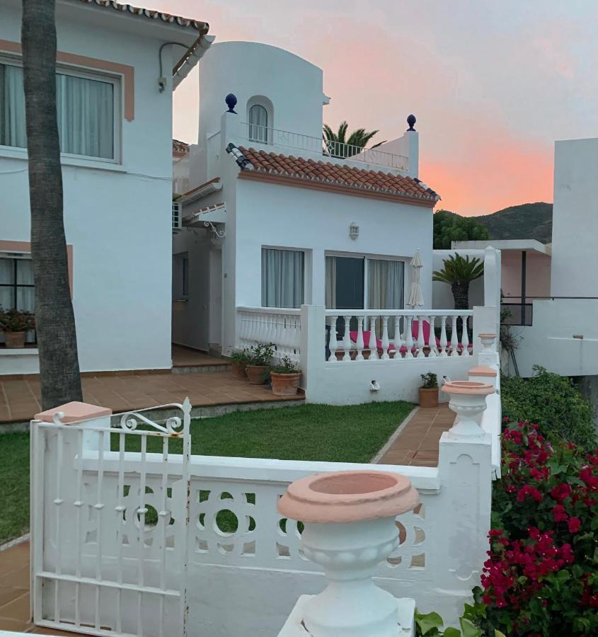 Hotel Paraiso Del Mar نيرخا المظهر الخارجي الصورة