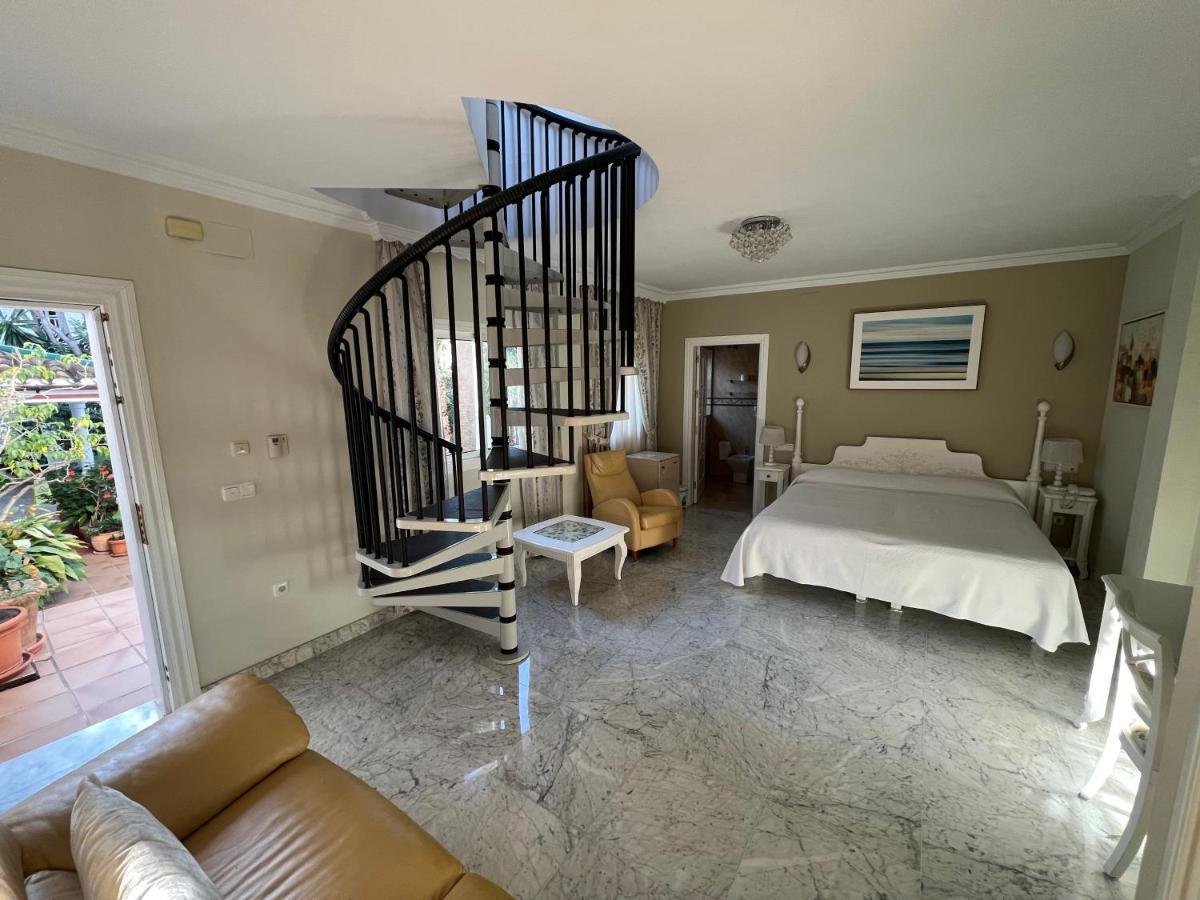 Hotel Paraiso Del Mar نيرخا المظهر الخارجي الصورة