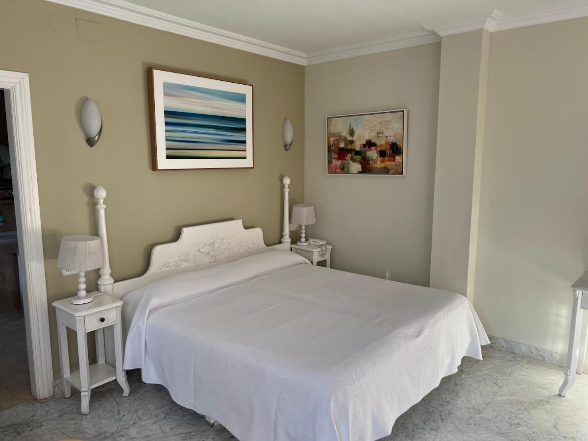 Hotel Paraiso Del Mar نيرخا المظهر الخارجي الصورة